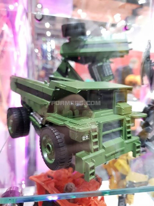 Mcmcomiccon 2018 Hasbro Pannel Devstator Shatter Skrapmetal And Cogman Studio Series Reveals  (16 of 28)